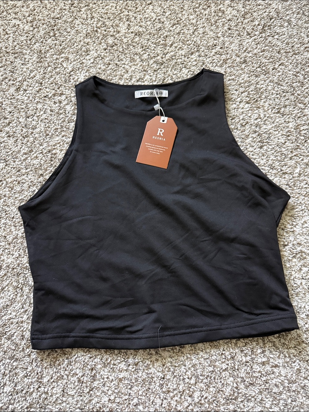 ReoRia Black High-Neck Cropped Tank